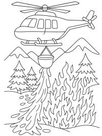 Helikopter släcker skogsbrand